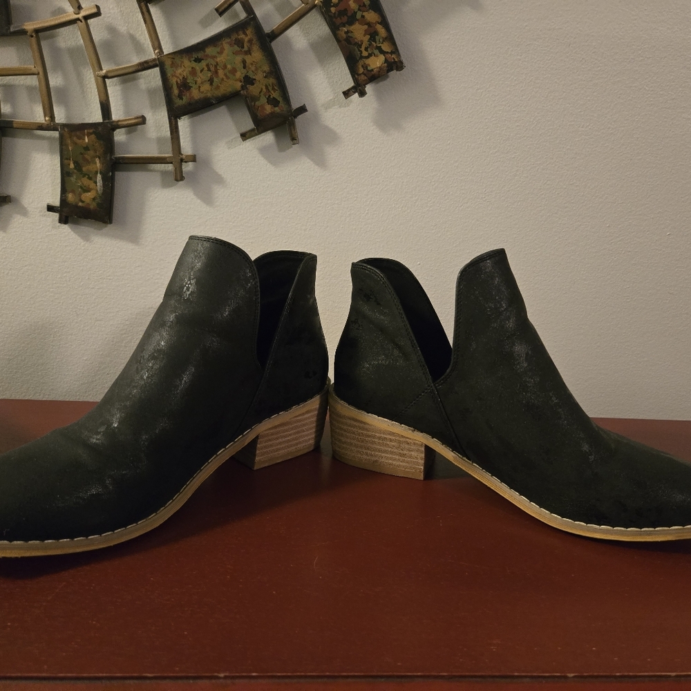 Used Boutique by Corkeys Wayland Black Metallic Booties Size 8